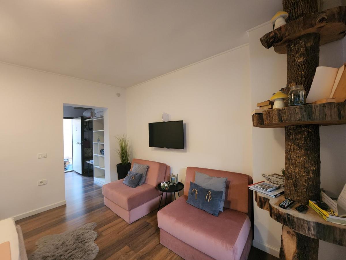 Traveler's Place At Centre Tirana